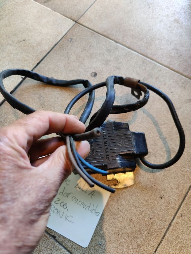 Bobina interruttore alto accesa Vesp