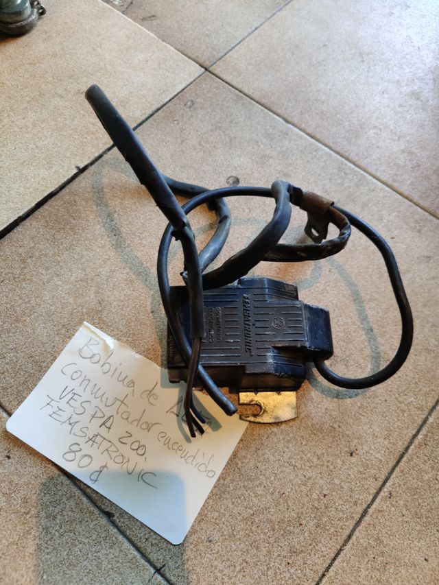 Bobina interruttore alto accesa Vesp