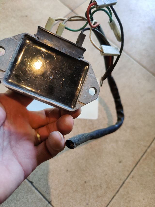 Regolatore elettronico del modulo Vespa