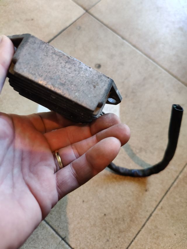 Regolatore elettronico del modulo Vespa