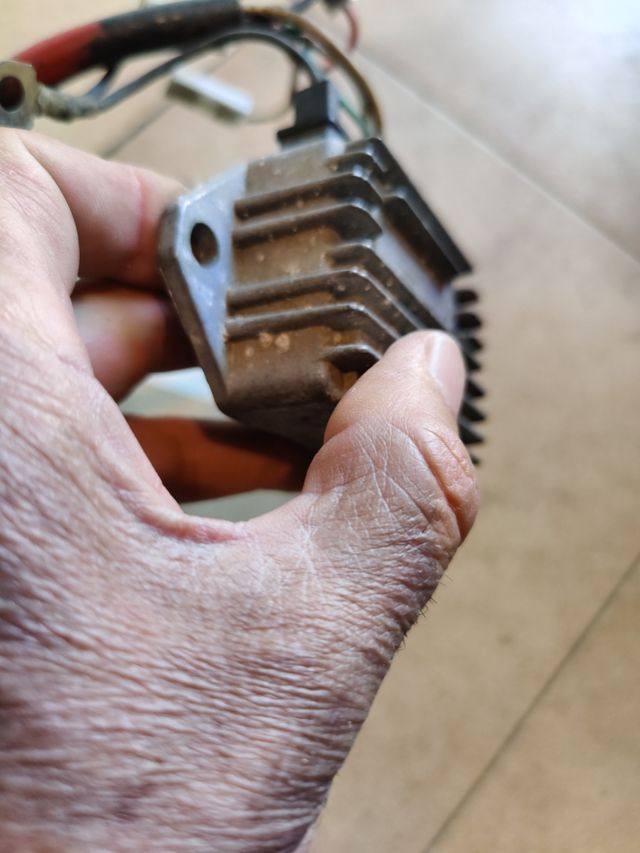 Regolatore elettronico del modulo Vespa