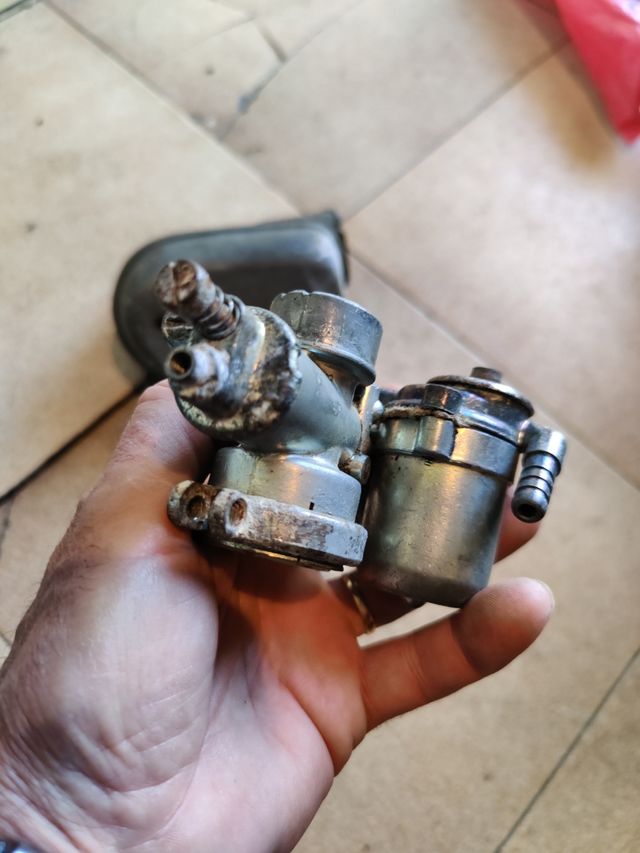 Carburatore e filtro aria Vespa 125-15