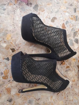 Zapatos negros verano