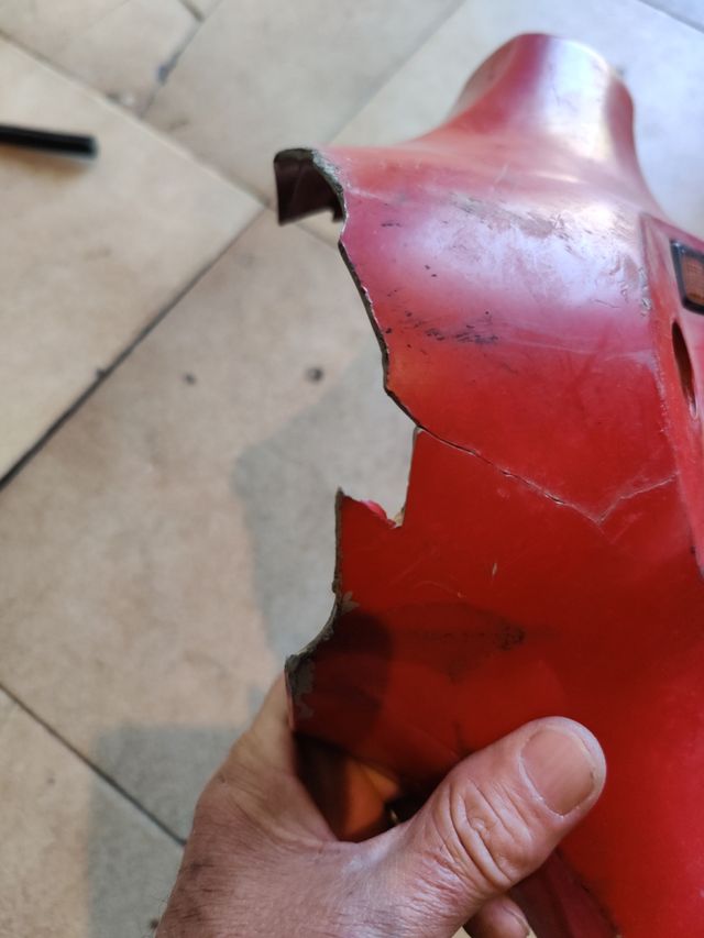 Coperchio manubrio leggero per Vespa 200