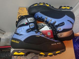 Botas Zamberland Cramponables T39 nuevas 