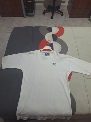 Camiseta Adidas
