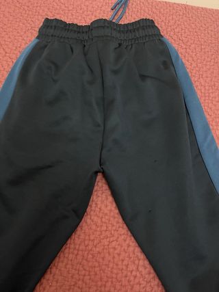 Pantalón chándal McKenzie. Talla xs