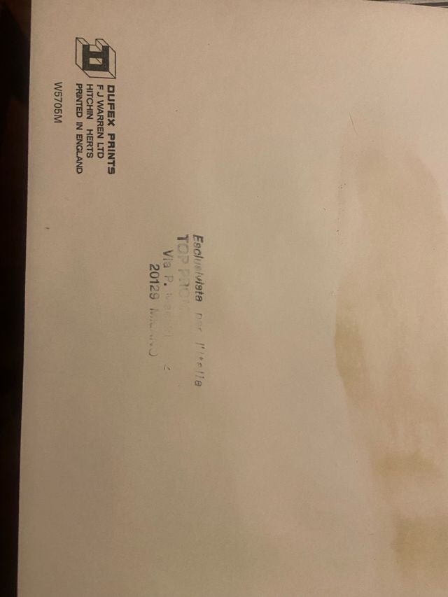 Quadro veliero su fondo dorato