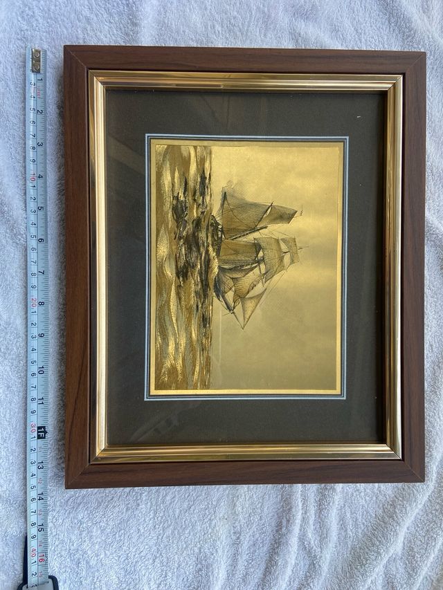 Quadro veliero su fondo dorato