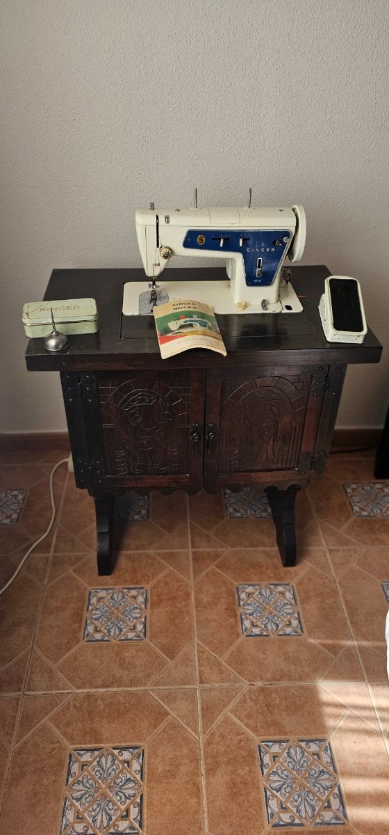Maquina coser Singer