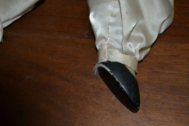 Bambola in porcellana anni 80