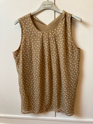 Blusa de lunares marron y blanca talla l