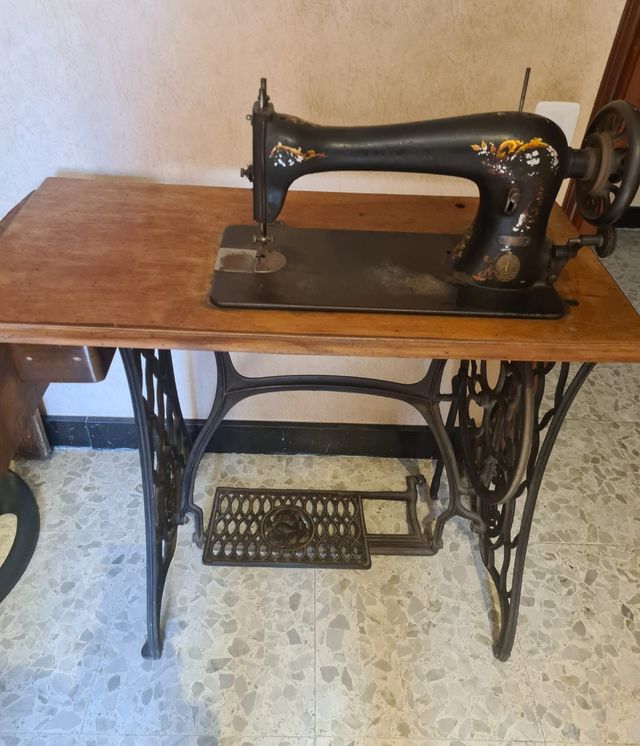 Màquina de cosir industrial