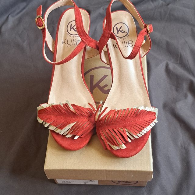 Sandalias ante de Kylie