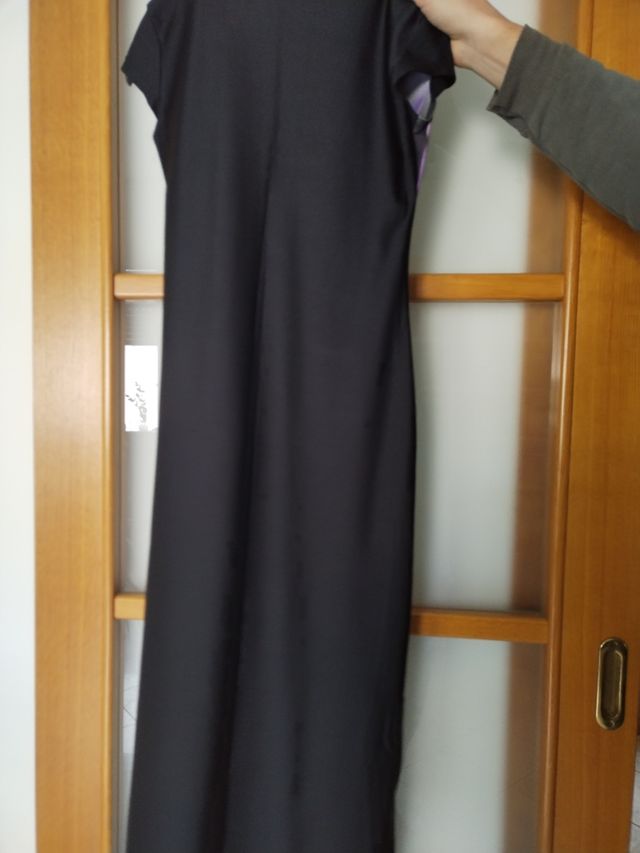 Abito lungo nero con spacchi