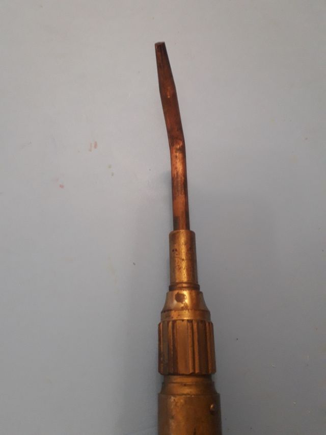 Antigua cabeza de soplete soldador