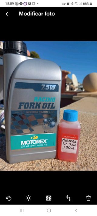 Contenitori da 100 ml - Olio per forcelle Motorex