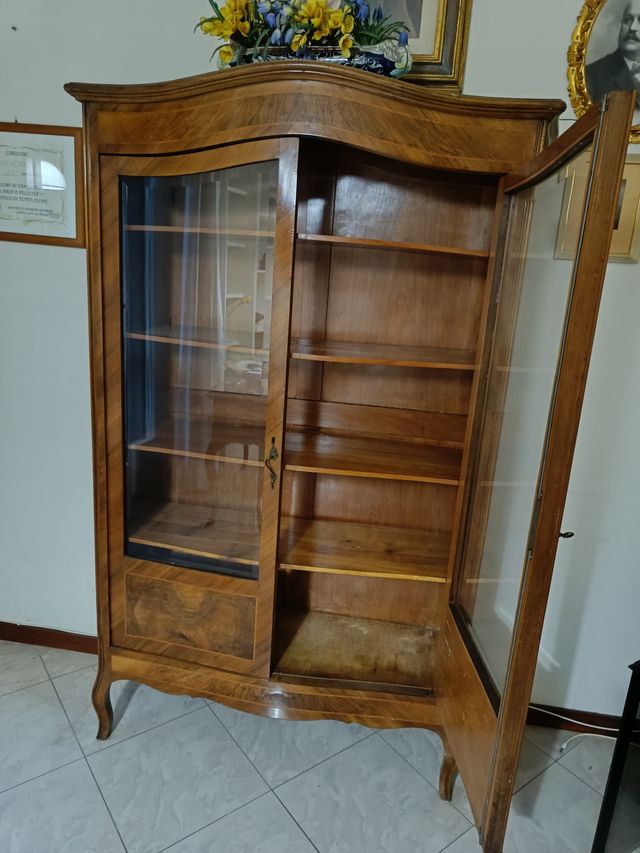 VETRINA ANTICA IN LEGNO DUE ANTE