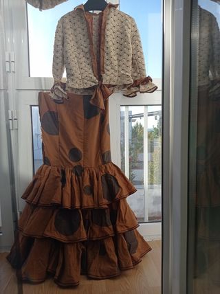 traje de gitana super elegante y precioso