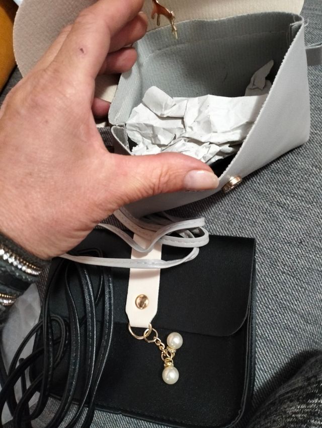 2 borsette a tracolla