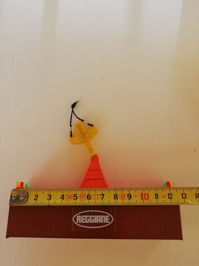 Container con gancio