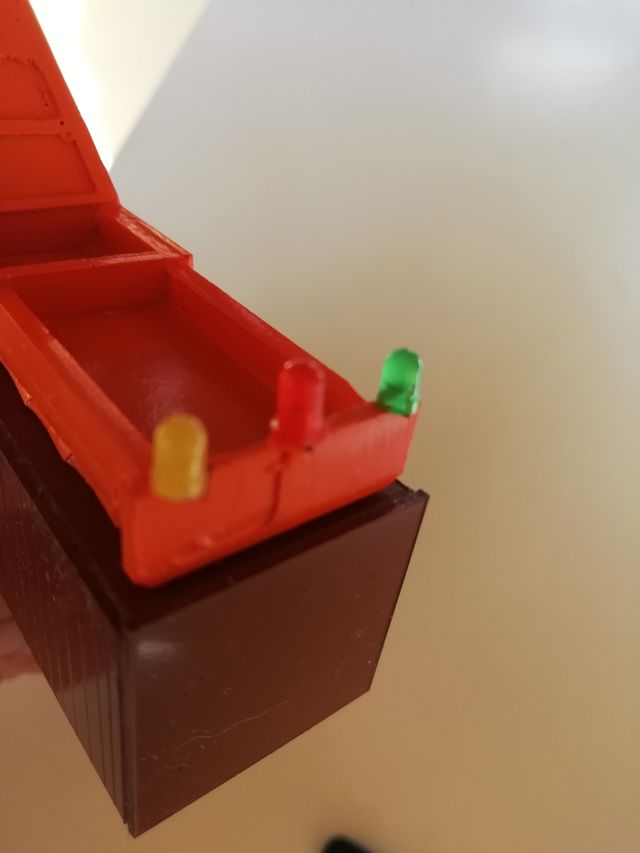 Container con gancio