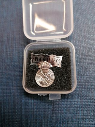 Insignia, pin , Real madrid.