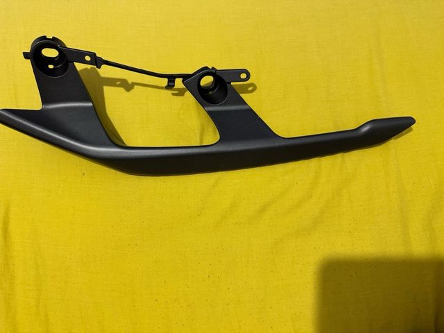 Asidero derecho y izquierdo yamaha xmax 