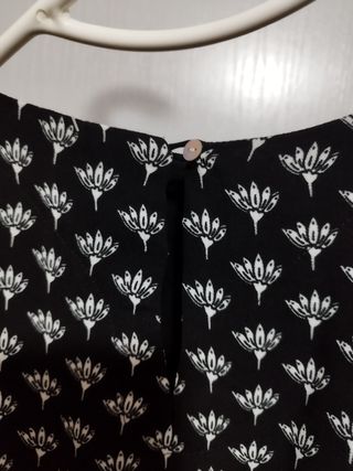 Vestido con etiqueta 