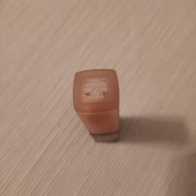 Pintalabios chanel metalic beige