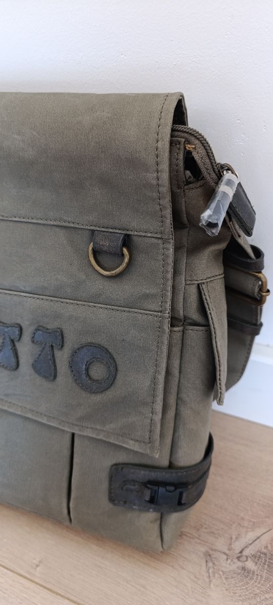 Bolso unisex con bandolera 