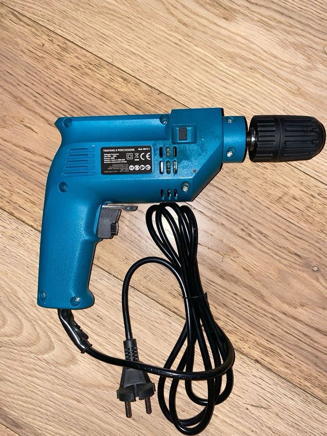 Trapano a percussione