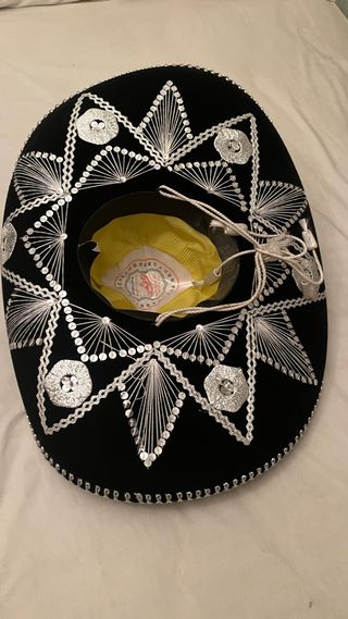 gorro mexicano, hecho a mano