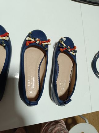 Sandalias niña talla 31. Dos pares
