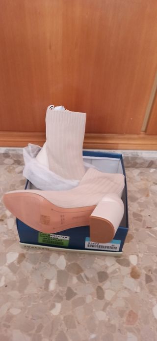 Botas a estrenar talla 40 mujer