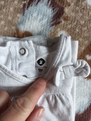 T-shirt e pantaloncini bimba 6 mesi