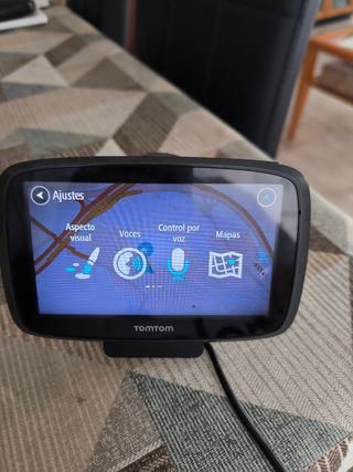 GPS 5" TomTom Bluetooth y Tráficos 