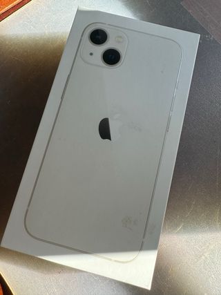 Iphone 13 de 128 GB en Blanco