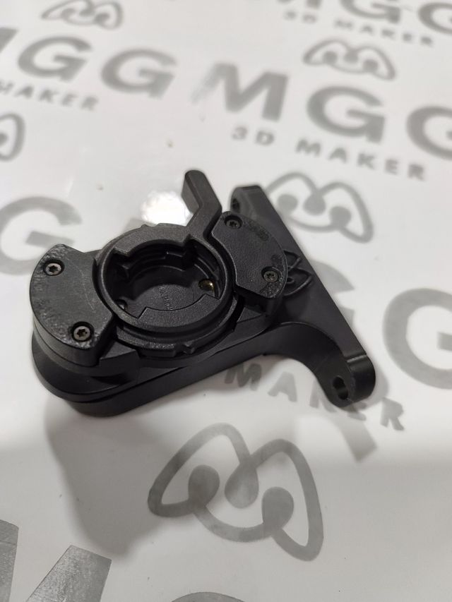 Soporte Swat Garmin varia RCT715