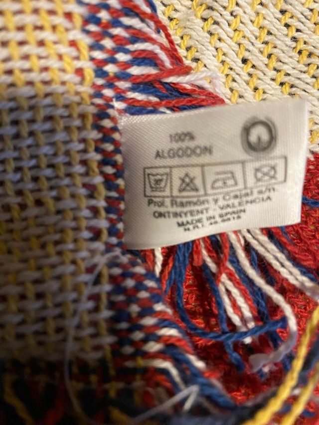 Colcha grande del escudo del barça