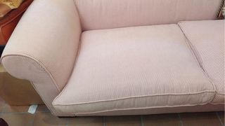 SOFA CHESTER 2 PLAZAS TAPIZADO