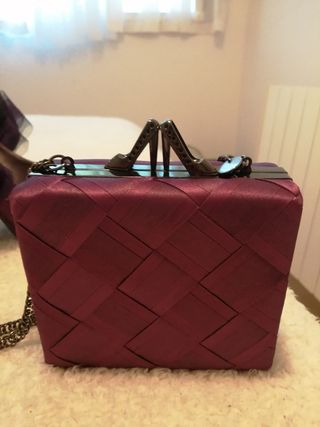 Zapatos de tacon i bolsitoAdolfo Domínguez