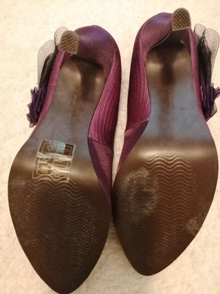 Zapatos de tacon i bolsitoAdolfo Domínguez