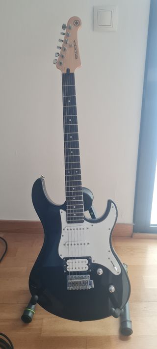 Guitarra eléctrica y Amplificador