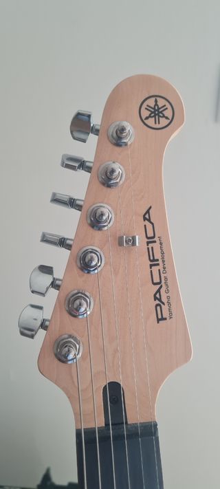 Guitarra eléctrica y Amplificador