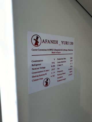 NEVERA AFANEH DE 1,30mx70x2,06m DE ALTO