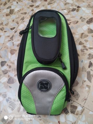MOCHILA IMANTADA MOTO