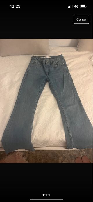 Pantalones vaqueros campana