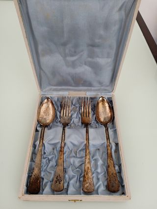 Cubertería de plata