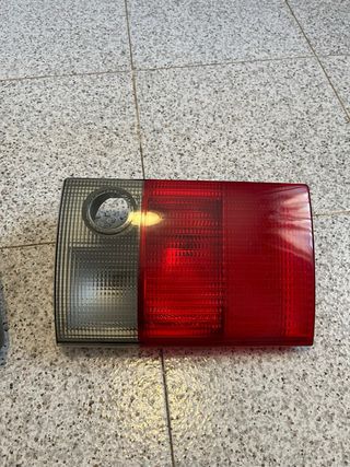 Pilotos traseros Audi 80 b4